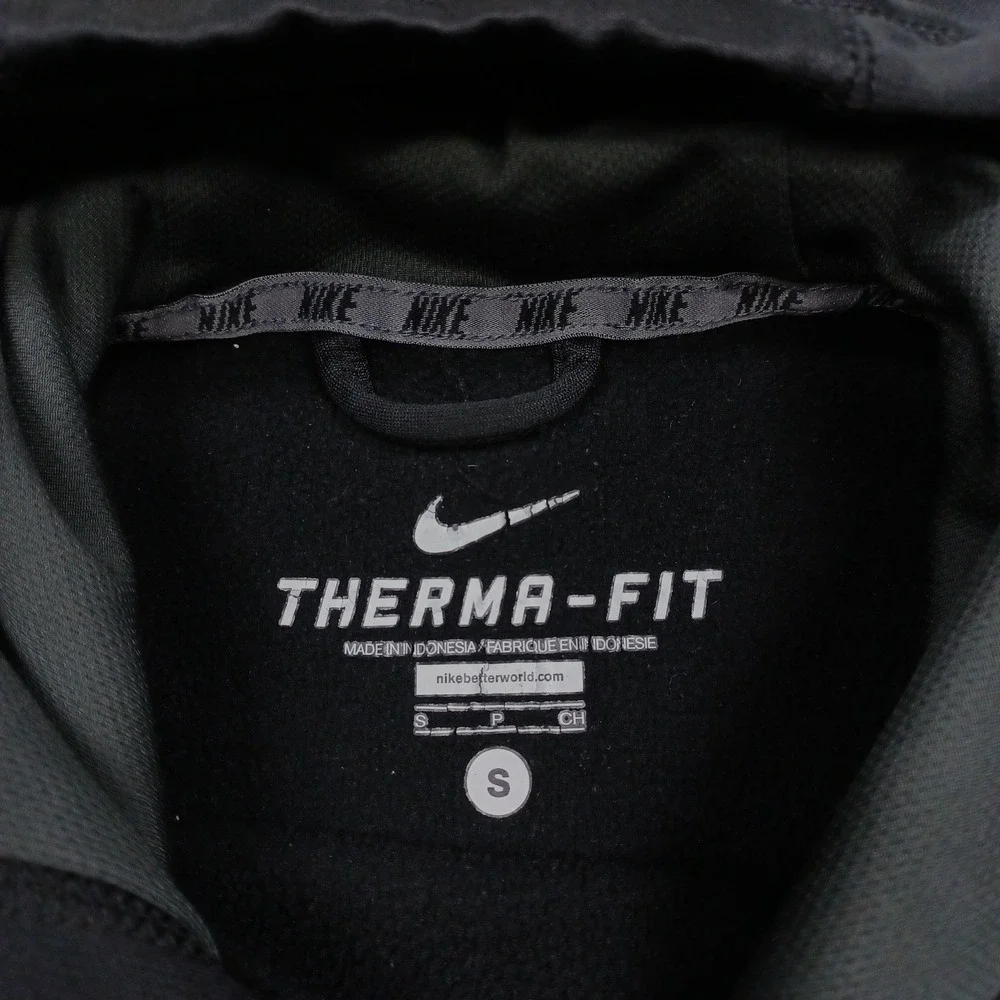 Nike Sweater Mens Small Black Pullover Activewear Hoodie Casual Therma Fit‎